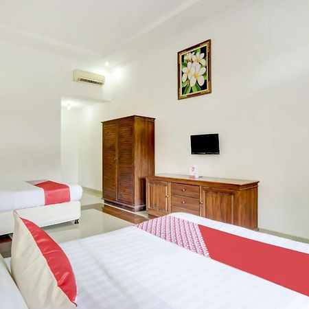 Super Oyo 3261 Hotel Ratu Denpasar  Exterior photo