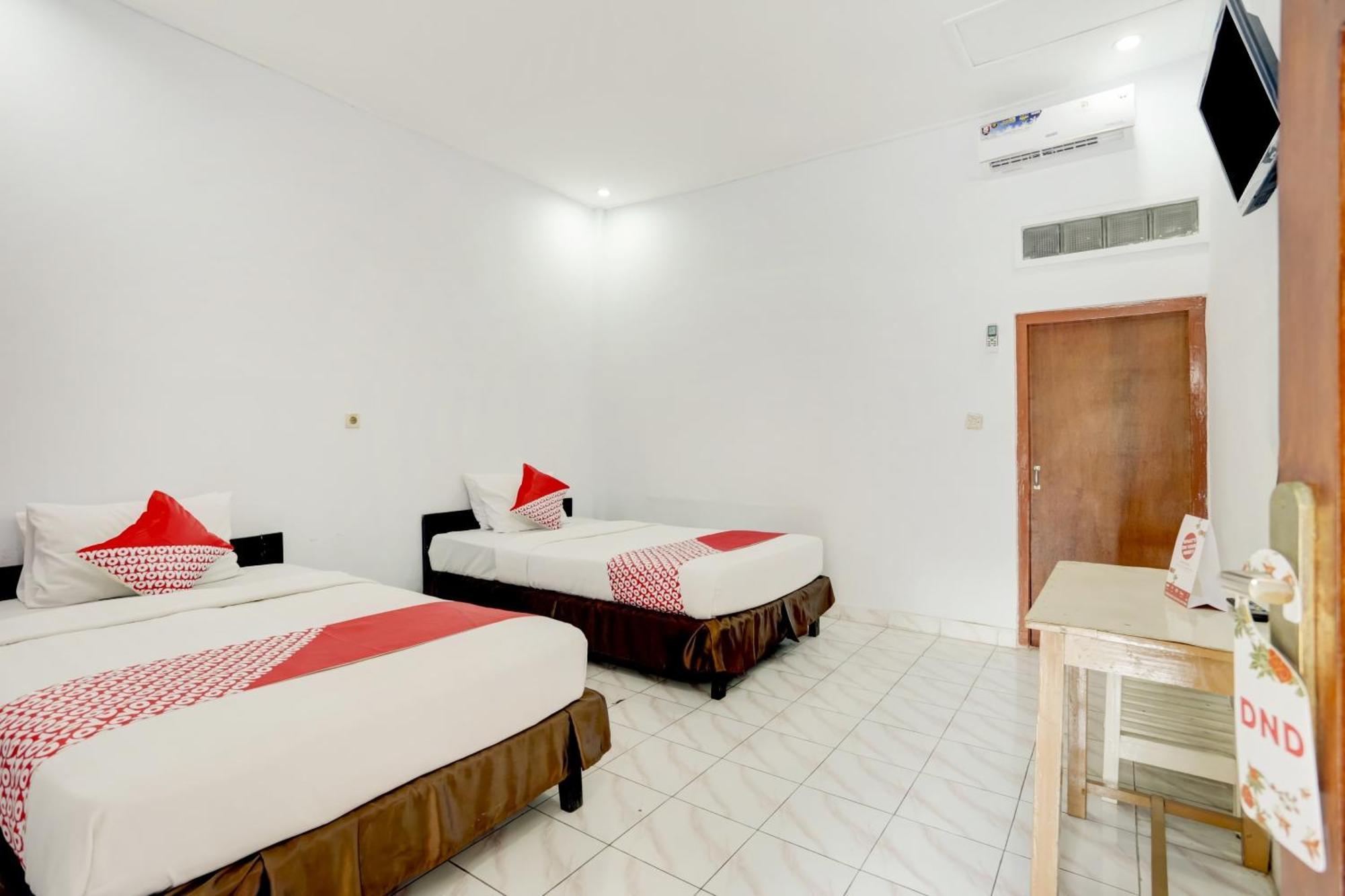 Super Oyo 3261 Hotel Ratu Denpasar  Exterior photo