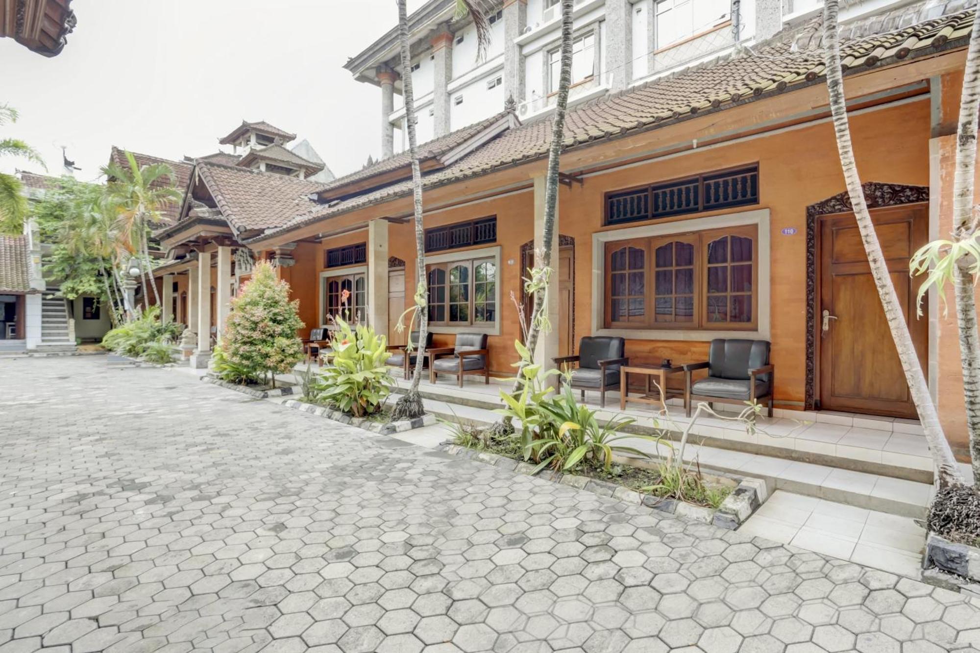 Super Oyo 3261 Hotel Ratu Denpasar  Exterior photo